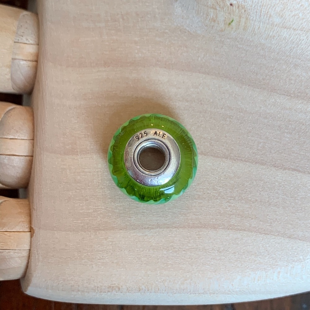 Pandora Murano Zigzag Charm - Retired - Picture 3 of 5